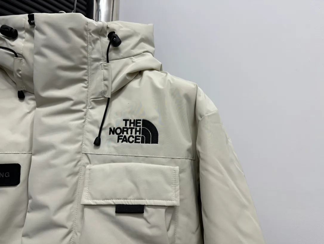 【𝗧𝗛𝗘 𝗡𝗢𝗥𝗧𝗛 𝗙𝗔𝗖𝗘】 Same Style ， ，RDS ， ，AIR DOWN Same Style！ ：Cream White Size：XS-XXL